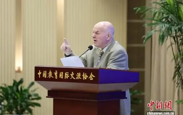 “赛考斯”将在罗马与殷玉珍重逢：很期待！可能还会哭；计划2027年再去中国