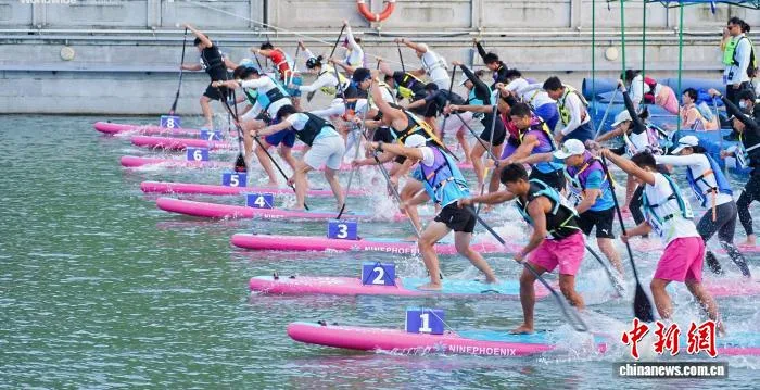 2026年国际皮划艇联合会桨板世界杯在苏州开赛